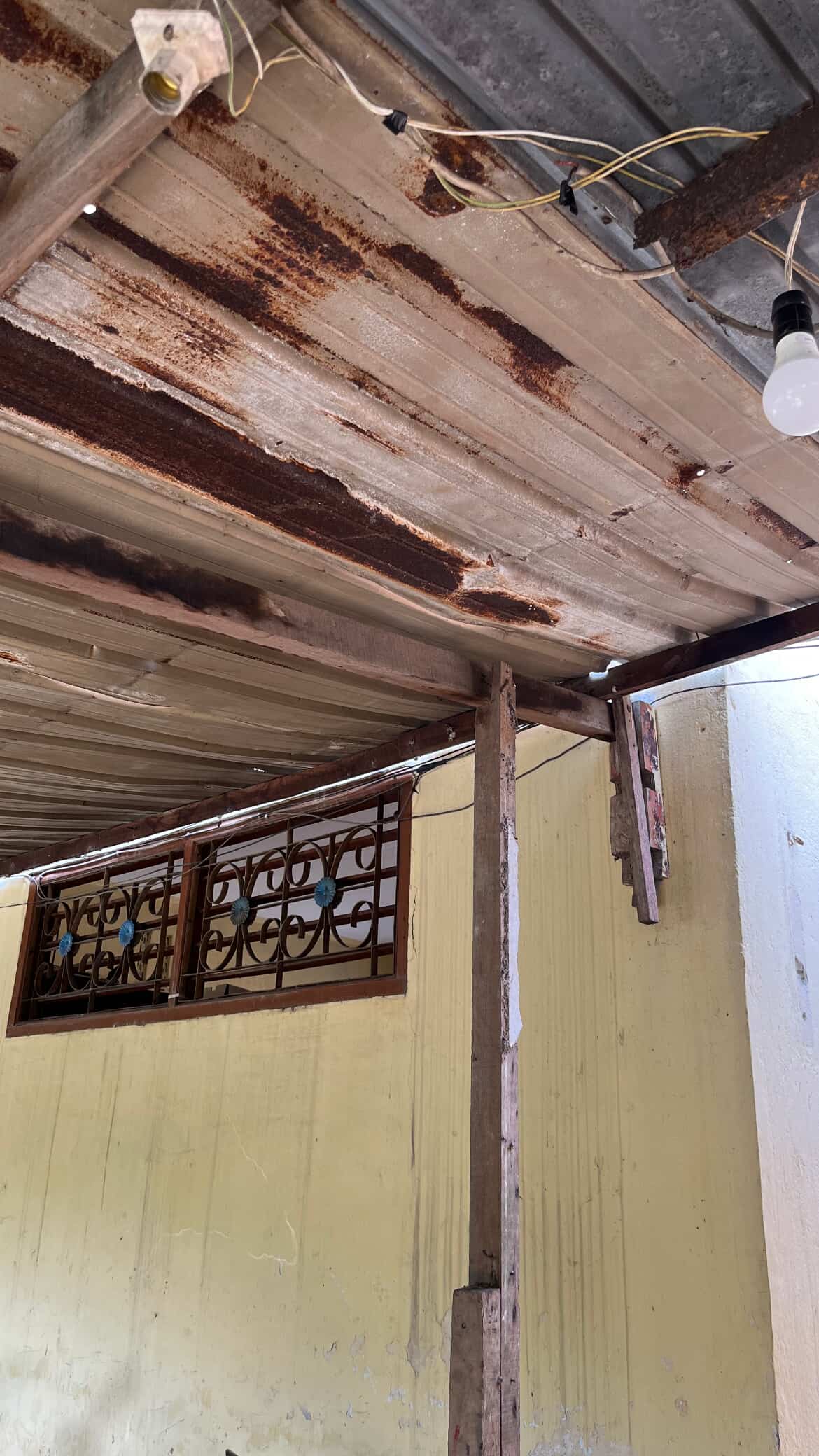 Lampiran aduan LB2025101700002